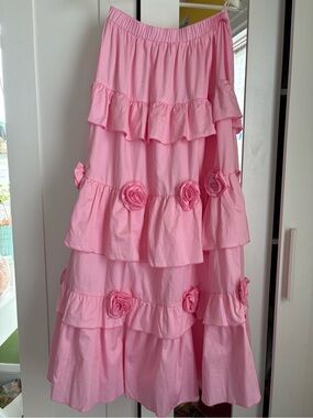 NWT Love the Label Pink Tiered Midi Skirt with Rosette Details size small